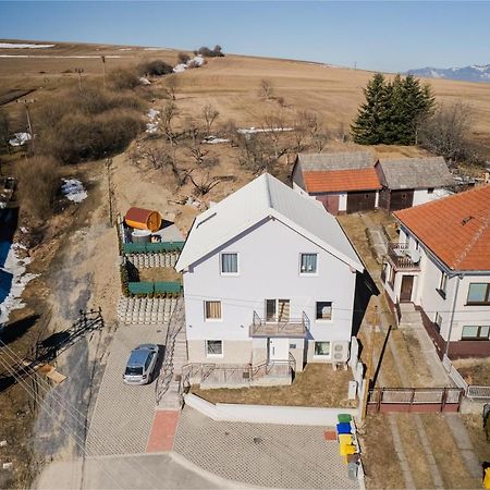 Totina Apartments Zavazna Poruba Luaran gambar