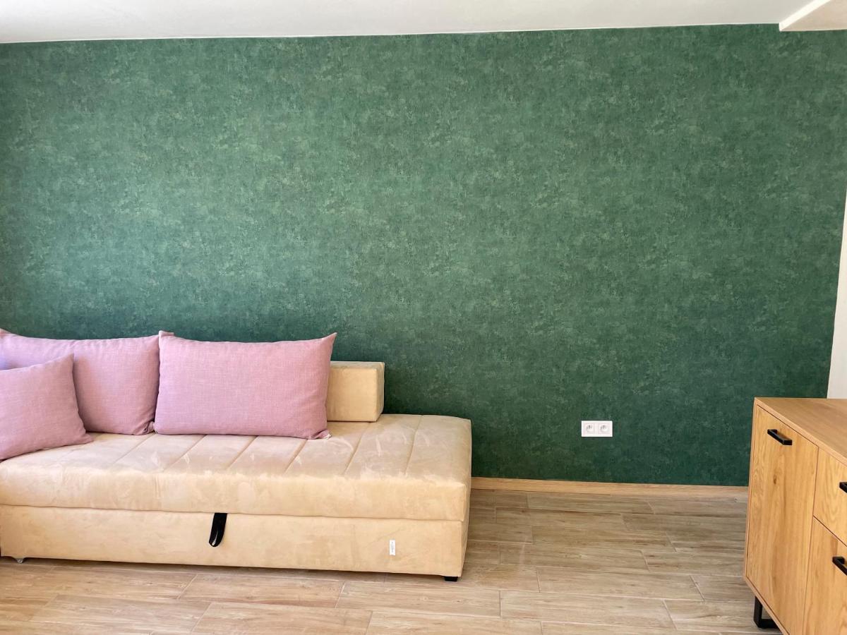 Totina Apartments Zavazna Poruba Luaran gambar