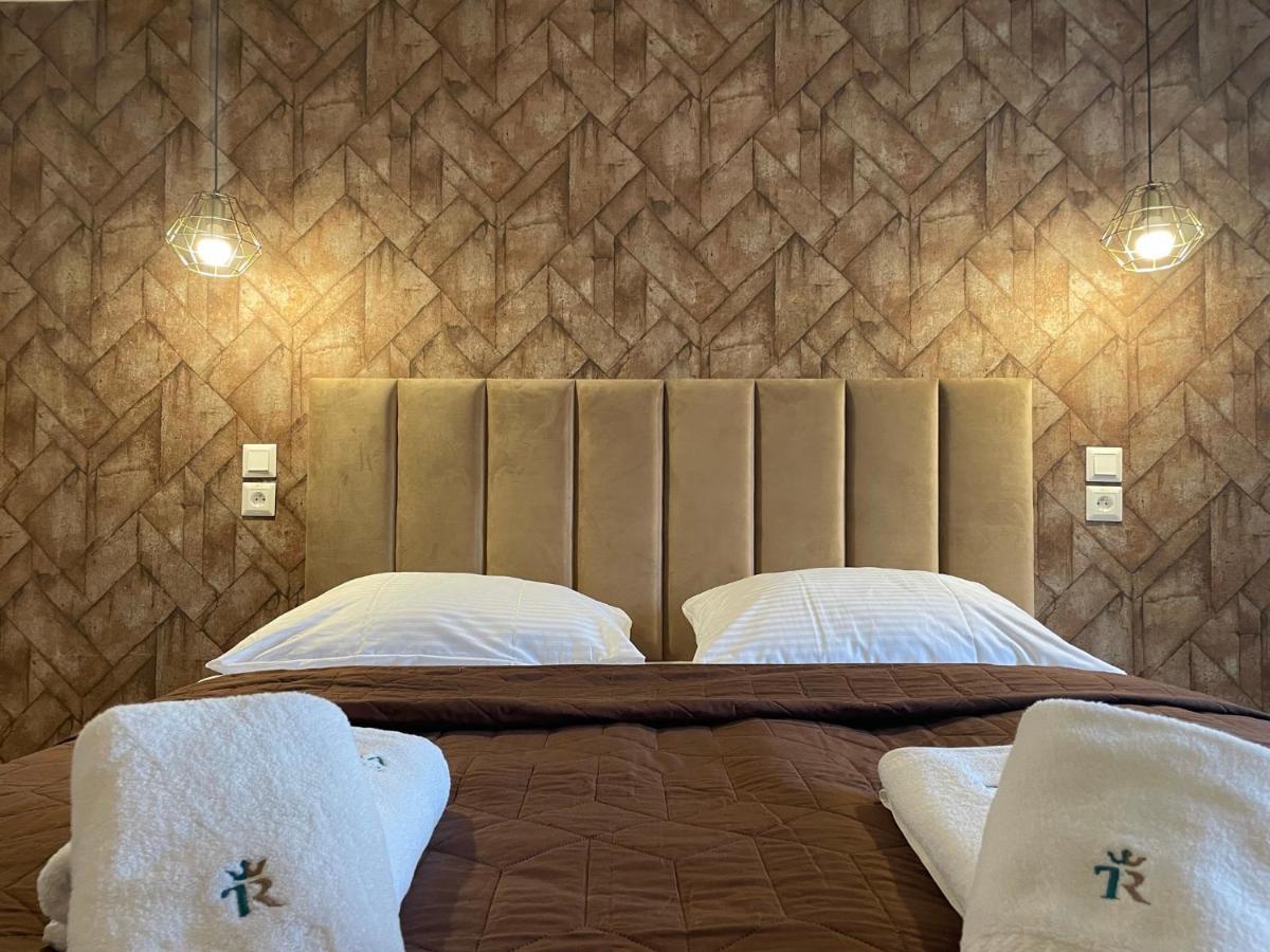 Totina Apartments Zavazna Poruba Luaran gambar