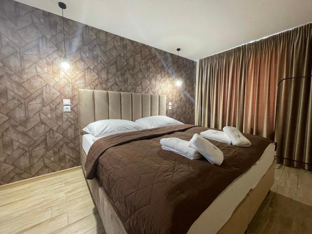 Totina Apartments Zavazna Poruba Luaran gambar