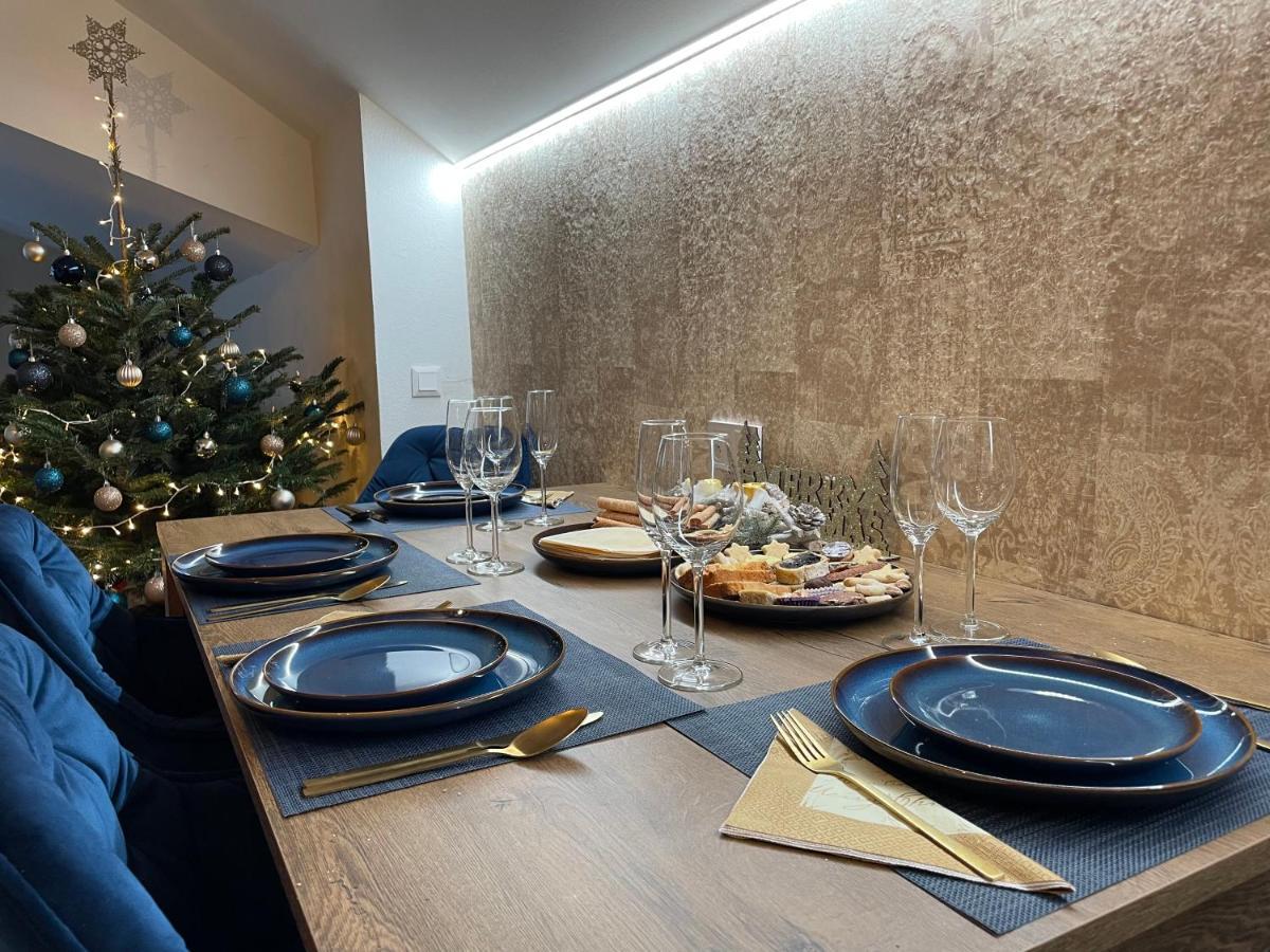 Totina Apartments Zavazna Poruba Luaran gambar