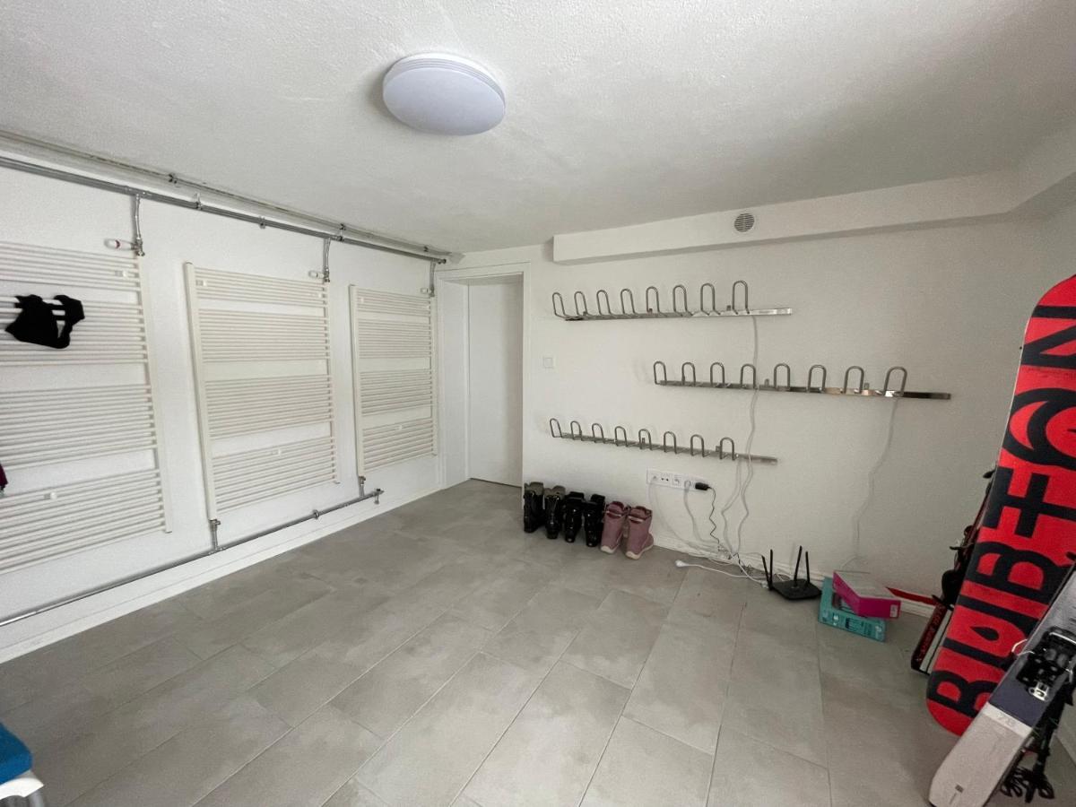 Totina Apartments Zavazna Poruba Luaran gambar